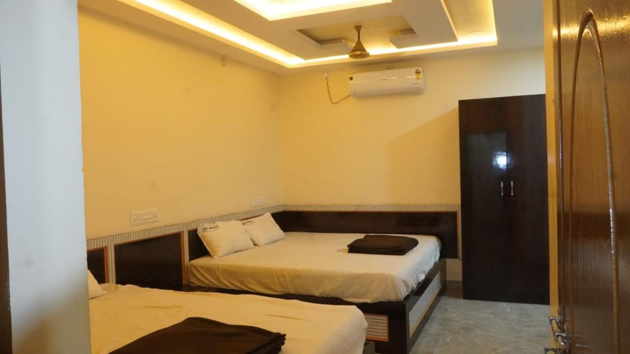 Hotel Sri Vasavi Residency Rāmeswaram Exterior foto