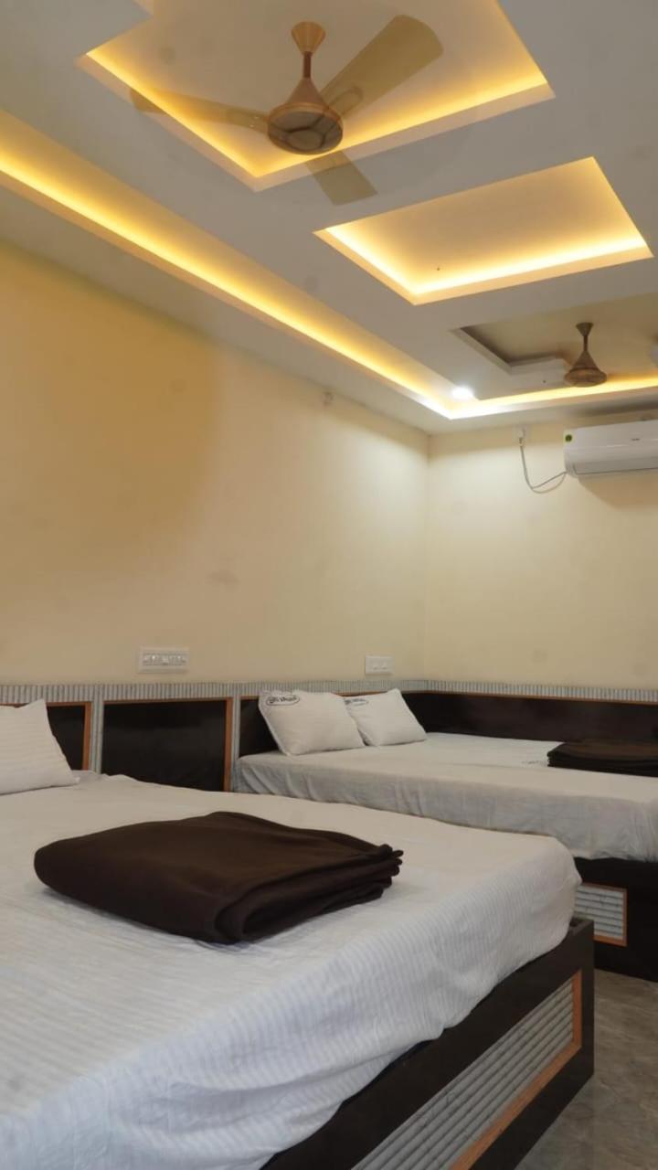 Hotel Sri Vasavi Residency Rāmeswaram Exterior foto